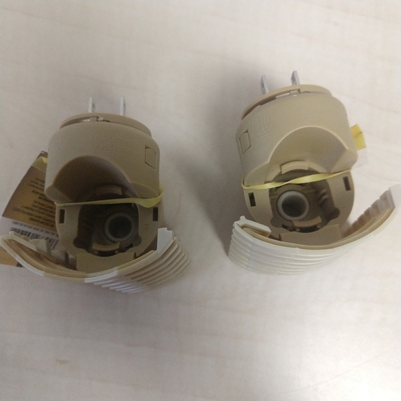 Yankee Candle 2 Tonal Chevron Scent Plug Base - Picture 5 of 8